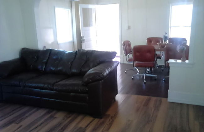 Canora Vacation Home - Photo 8