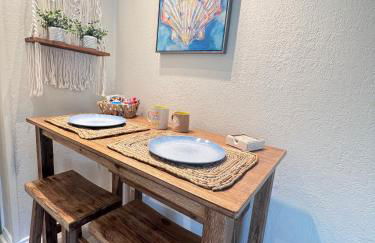 Sun Splashed Condo! Steps to Beach and 2 Pools Galveston Island - Foto 5