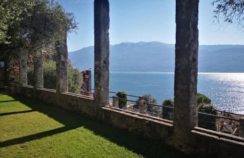 Villa Rachele: stunning luxury villa in centre Gargnano with private pool and breathtaking views - Foto 29
