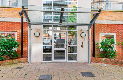 Upgraded 4 Beds Level Access Lifts 2 bath Parking - Foto 26