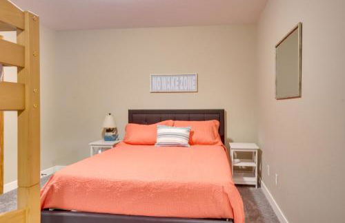 Family-Friendly Lakeview Cottage with Deck and View - Foto 15