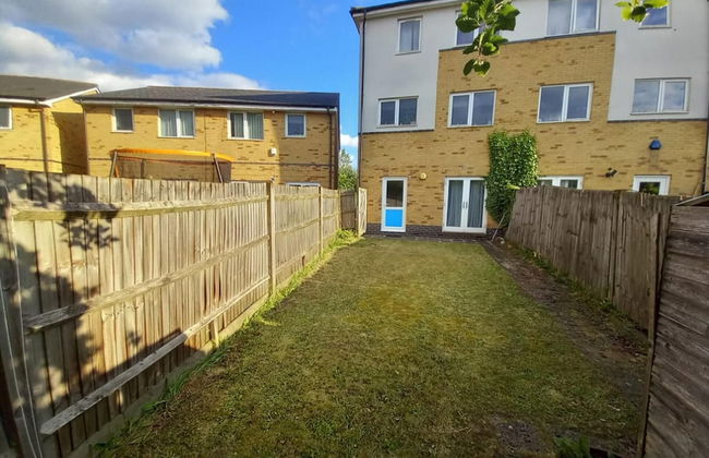 Cosy 1-bed Studio in Northolt - Foto 12