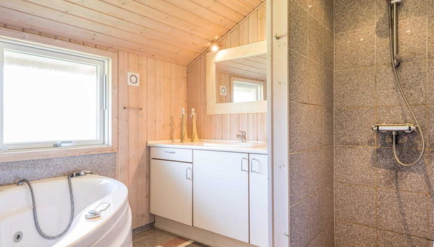 8 Person Holiday Home in Tarm - Foto 5, Tratamientos de spa