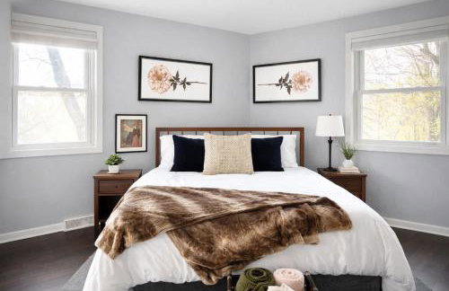 Private Oasis with Spacious Backyard - Foto 53