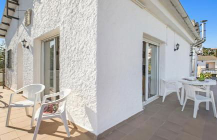 Serene Villa in Lloret de Mar With Private Swimming Pool - Foto 16