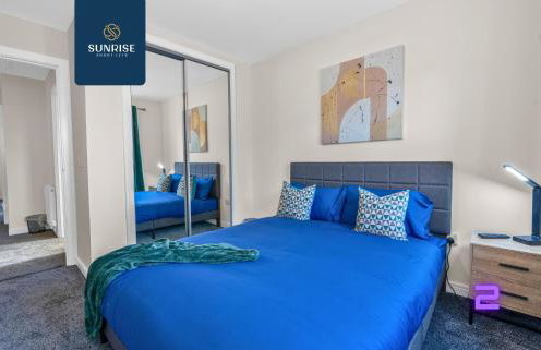 L2 - INVOICE and REDUCED PRICE only via SUNRISE SHORT LETS DUNDEE, Stunning 4 Bed House with 6 Beds and 3 bathrooms, TVs in each room, Free Parking, Fully Equipped, Local Amenities, Easy Ring Road Access, Special Rates and ONLY 9 Mins to STANNERGATE Ports - Foto 30