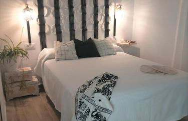 Ishel Trafalgar - Foto 1