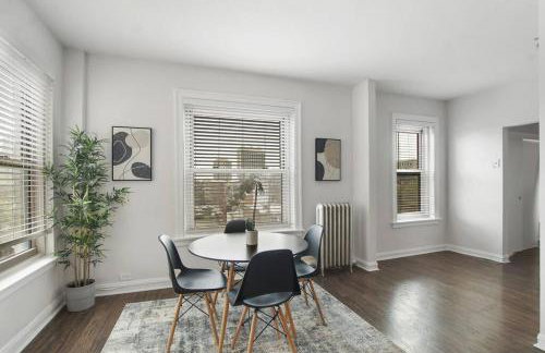 Sleek & Functional 2-Bedroom Apt - Hyde Park 405 - Photo 14