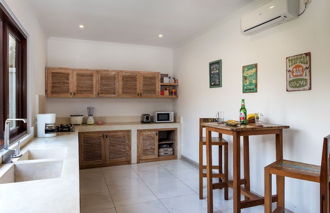 Villa Candi Kecil Empat by Villa Finder - Foto 9