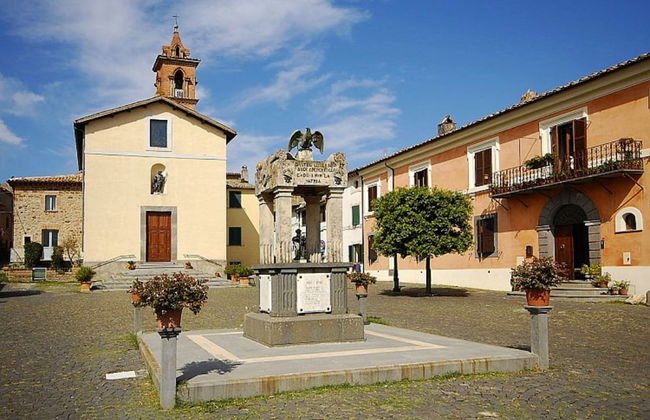 Blue House Near Bagnoregio-overlooking the Umbrian Mountains and Tiber Valley - Photo 36