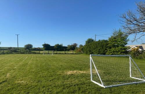 Trenewydd Farm Holiday Cottages - Foto 48