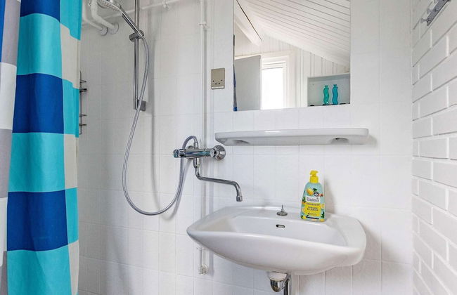 4 Person Holiday Home in Askeby - Photo 7