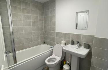 Barry Waterfront Stays - ENTIRE 3 BED PROPERTY - Foto 9