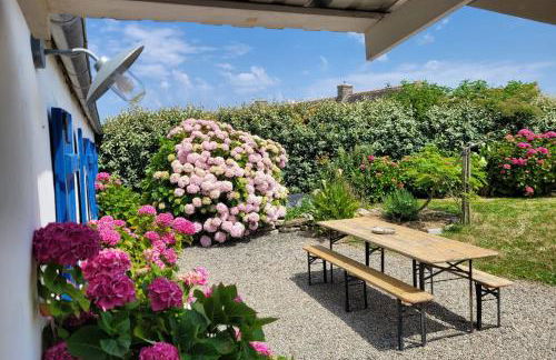 Tipoz'Immo - Maison Bleue accès à pied plage - spot surf - fibre inclus - linge inclus et lits faits - parking gratuit - proche des commerces et des attractions touristiques - Foto 2