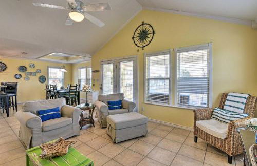 Walk to Galveston Beach Pet-Friendly Home with Deck - Foto 5