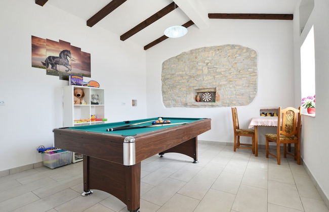 Idyllic Getaway Holiday Home With Pool - Foto 34