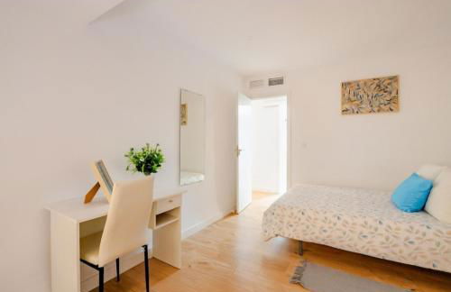 PISO CON GARAJE GRATIS EN EL CENTRO DE GRANADA. - Foto 12