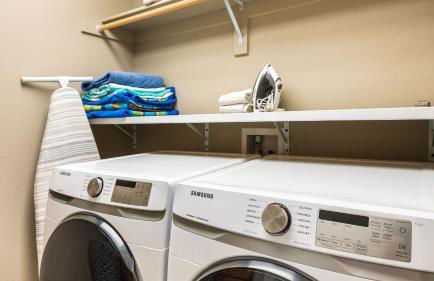 Old Mill Getaway by Avantstay Private Backyard w/ Hot Tub - Foto 60