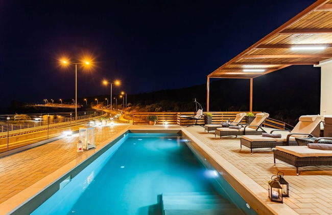 Seaside Summer Bliss - Aurora Luxury Pool Paradise - Foto 3