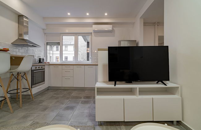 4BR Sanctuary - Near Cismigiu Park Universitatii - Foto 24