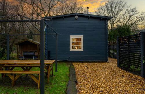 Walliswood Lodge - Wood Burner, Air Con & Wi-fi, Rural Retreat - Foto 77