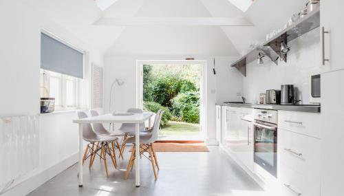 Sunny, Single-level Cottage with Garden & Parking, Dog friendly, Near Rye - Foto 2