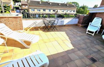 Casa con piscina en costa Barcelona - Photo 39