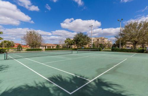 Fantastic Condo - 2 Miles from Disney Pool View Windsor Hills - Foto 75