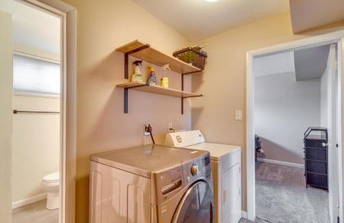 2 Mi to Olde Town! Pet-Friendly Haven with Sunroom - Foto 25