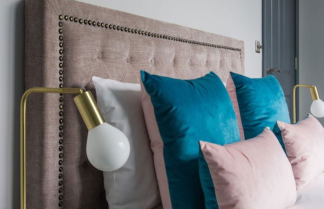 Boutique Apartments by Viridian Apartments - Photo 7