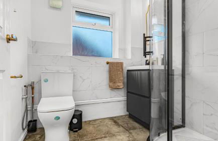 Luxurious 2-Bed Home Near NEC, BHX Airport & JLR Ideal for Contractors or Lesiure Stays Long term stay available - Foto 14