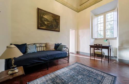 Villa with Exclusive Garden in Rignano, Tuscany - Foto 14