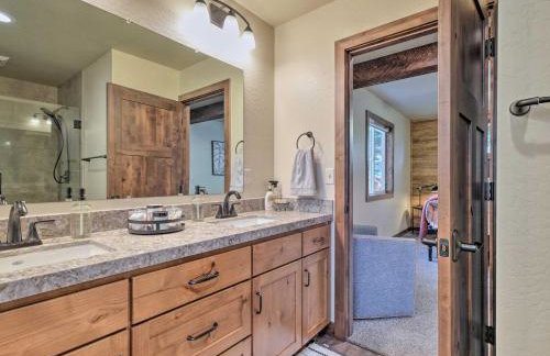 Woodsy Retreat Modern Mi-Wuk Village Cabin! - Foto 15