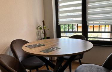 Como's Hill Apartments - Foresta - Foto 3