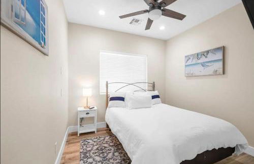 Chateau Bleu, Canal front Stunner - Foto 14