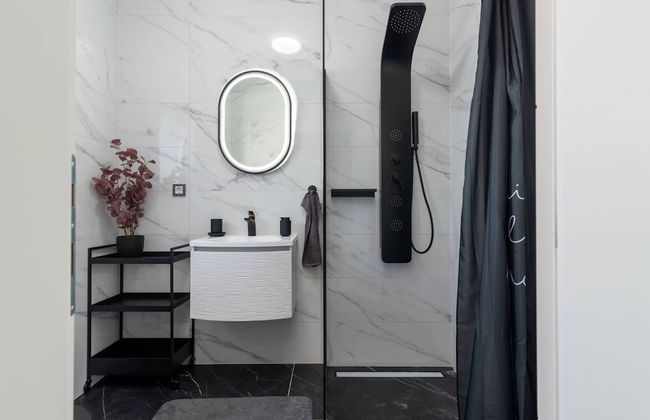 Luminous Infinity Villa With Pool and Gym - Foto 24