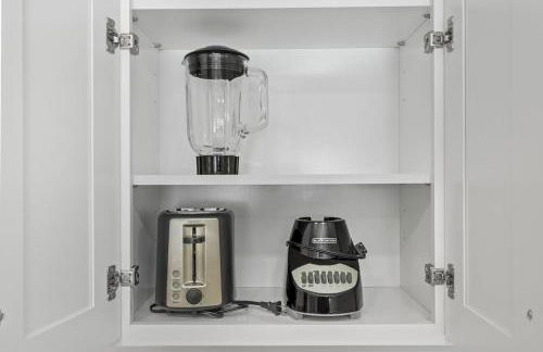 Sleeps 12 - Hot Tub - Pool - Game Room & Fire Pit! - Foto 8