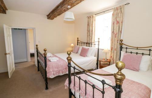 Lea Farm House - Photo 31