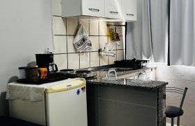 Stúdio Completo com Ar e wifi rápido em itapuã - Foto 19