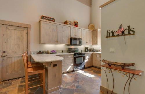 High Sierra at Dollar Point - Private Hot Tub, Close to Ski Resorts, Pet Friendly! - Foto 6