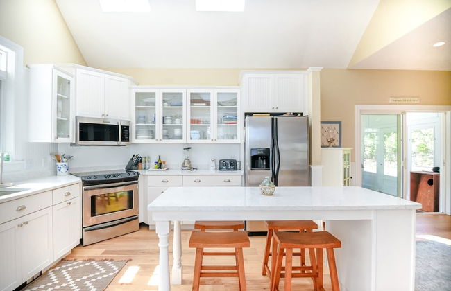 Stunning 5 Bdr, Walk to York Harbor Beach! - Photo 21