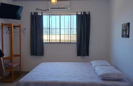 Studio completo, Ar, Tv, Wifi, perto de tudo - Foto 4