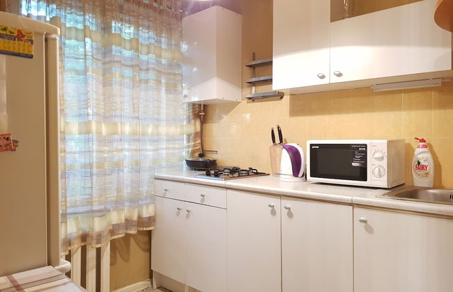 DeLuxe Apartment On The Academic - Photo 6