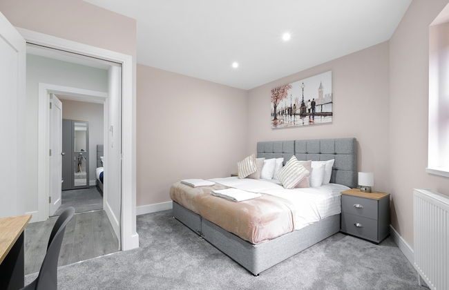 Crown Place 2 & 3 Bedroom Luxury Apts - Foto 42