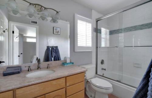 Serene hillside oasis with pool - 20 min to beach - Photo 22