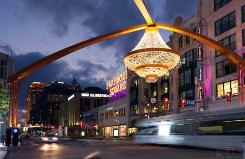 Lofts on E 4th, WALK TO CAVS, Sleeps 6 - Foto 22