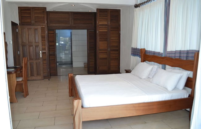 Cowrie Shell Beach Apartments - Foto 10