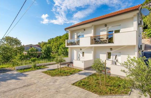 6 Bedroom Stunning Home In Lukovo - Foto 12
