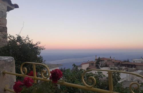 Climb and dive South ! - Foto 1