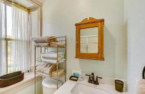 Walk to Creek Mount Joy Home with Peacocks On-Site! - Foto 13